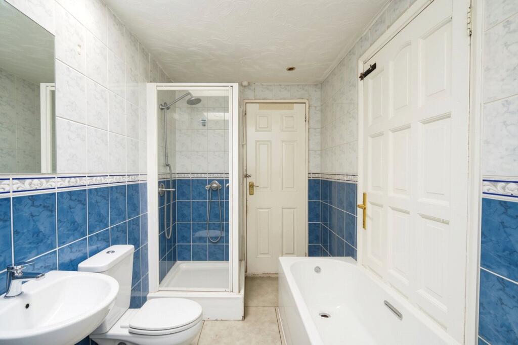 House in London - View 4