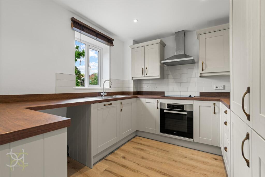 Apartment in Worcester - More