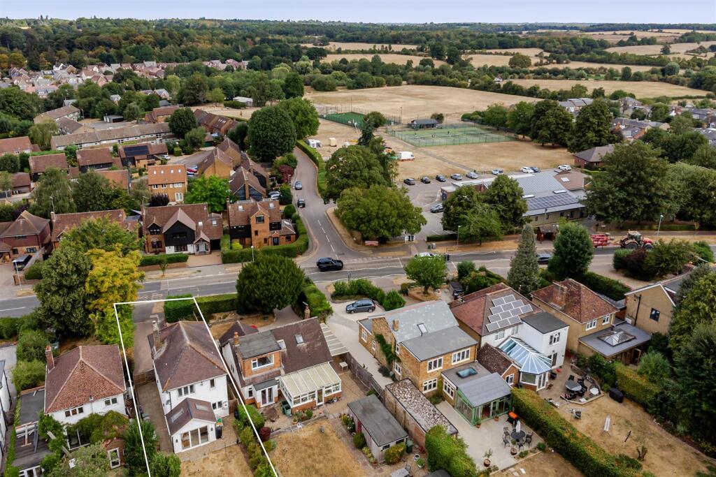 Marford Road, Wheathampstead, St. Albans photo 4