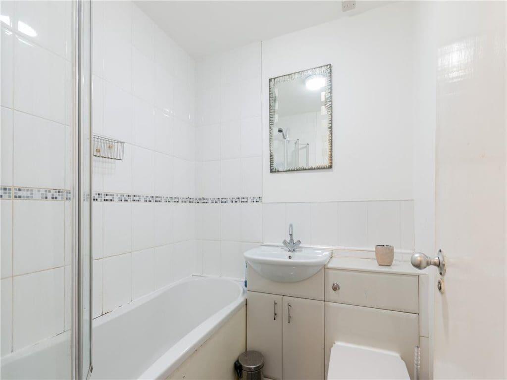 Apartment in Edinburgh, Southside - More