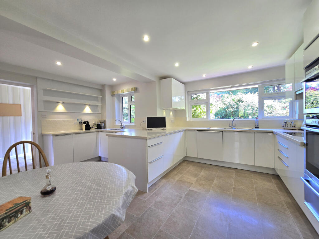 House in Southampton - View 2