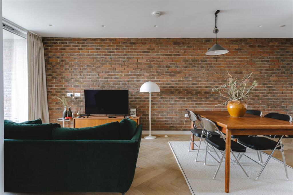 Main image of property: Clapton