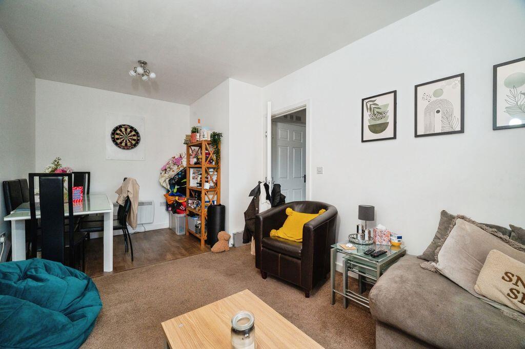 Apartment in Louth - View 4