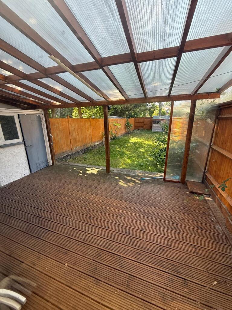 House in London, Thornton Heath - More