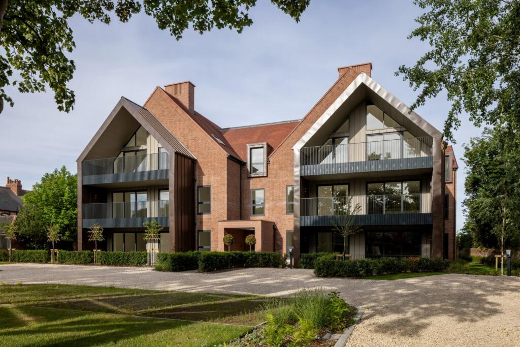 Main image of property: The Links, Meols Drive, West Kirby, Wirral, CH48