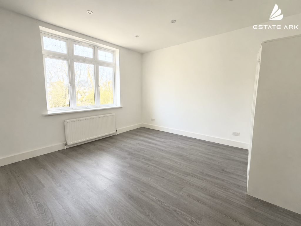 House in Ilford - View 4