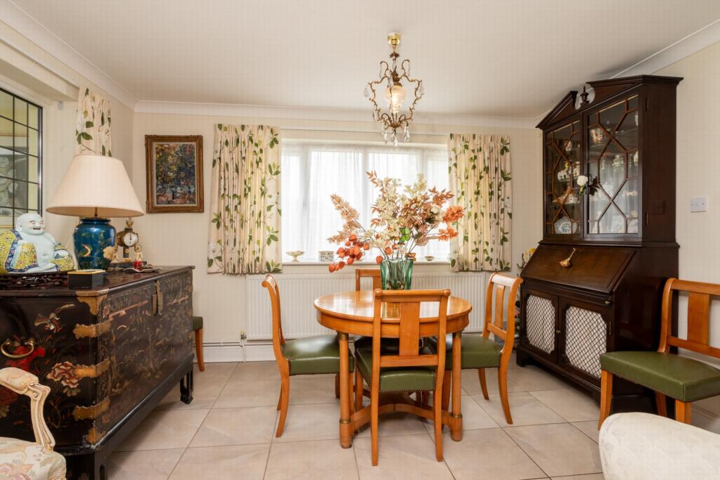 House in Tonbridge - View 5