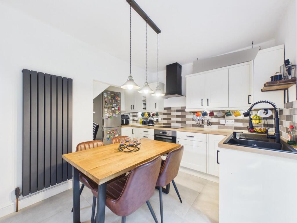 House in Bradford, Gilstead, Bingley - View 5