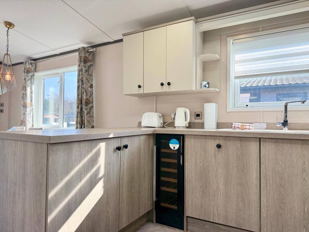 House in York - View 4