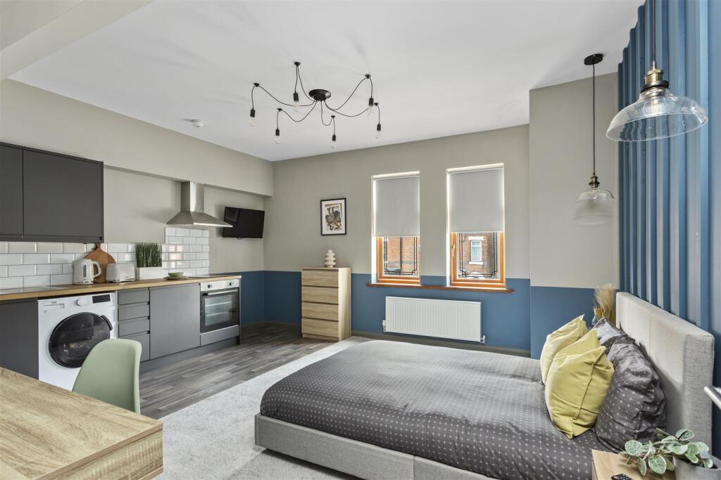 Apartment in Derby - View 3