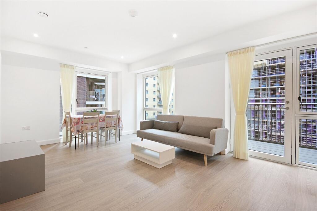 Main image of property: The Courtyard, Royal Eden Docks, E16