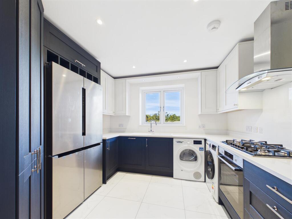 House in Stevenage - View 5