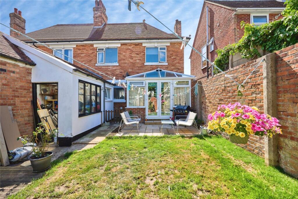 House in Portsmouth, Newport - View 5
