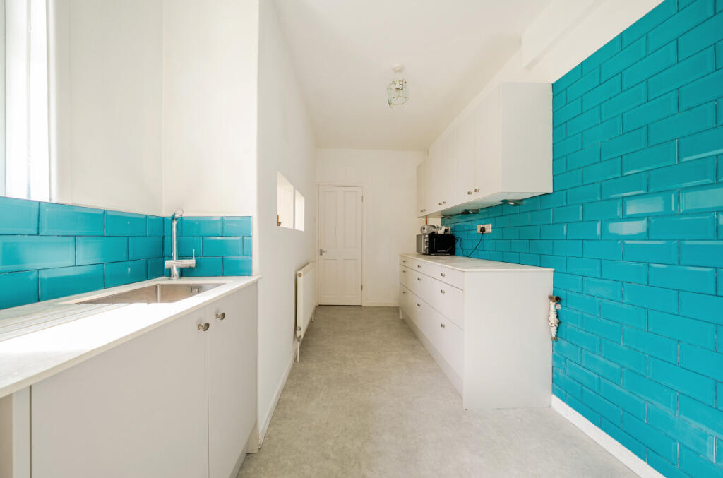 House in Gosport, Hampshire - View 4