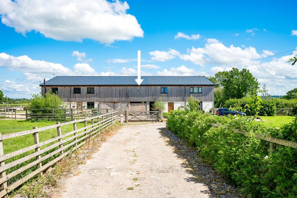 Main image of property: Middle Barn, Crewood Common Road, Crowton, Northwich