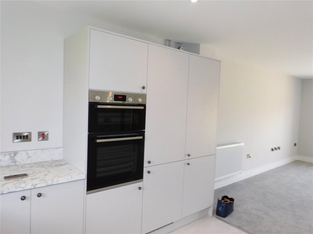 House in Dorchester - View 5