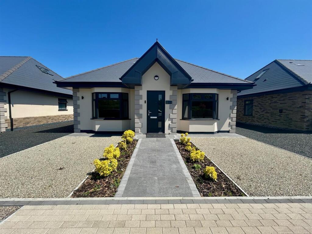 Main image of property: Readers, Fobbing, Stanford-Le-Hope