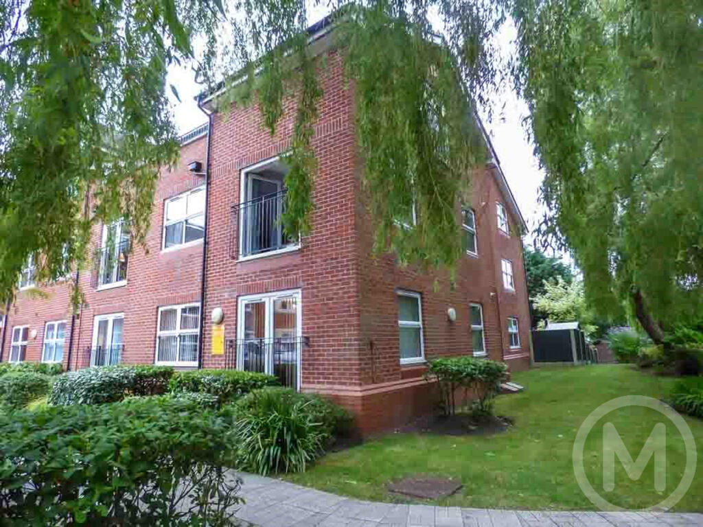 2-bed apartment on Queensway, Poulton-le-Fylde, £202,500