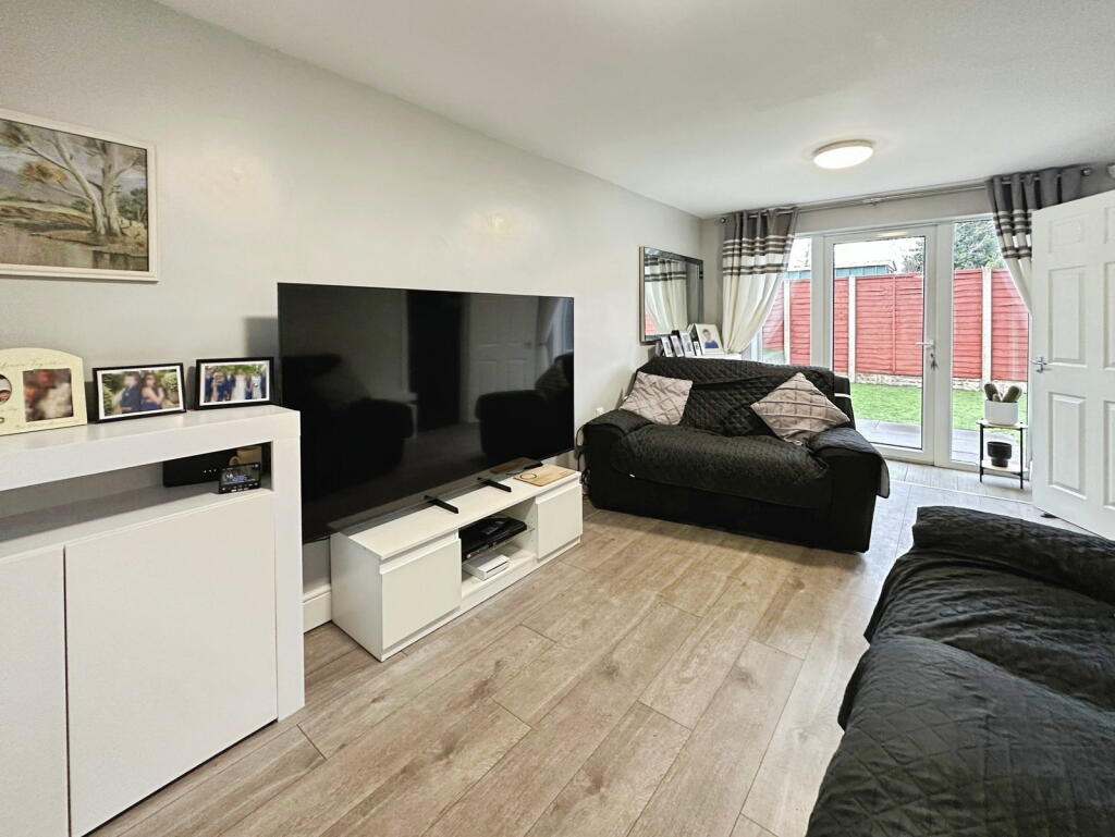 House in South Derbyshire, Derbyshire - View 5