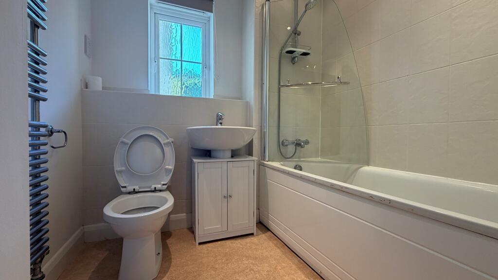 Apartment in Bristol - View 5
