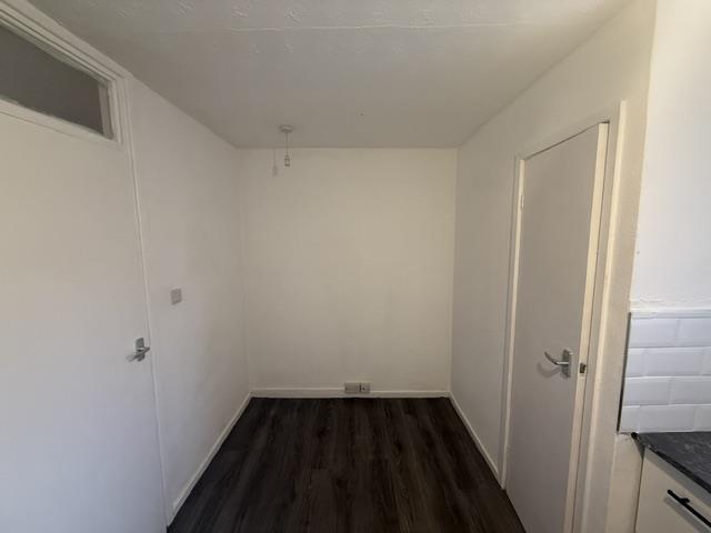 Apartment in Bradford, West Yorkshire - More