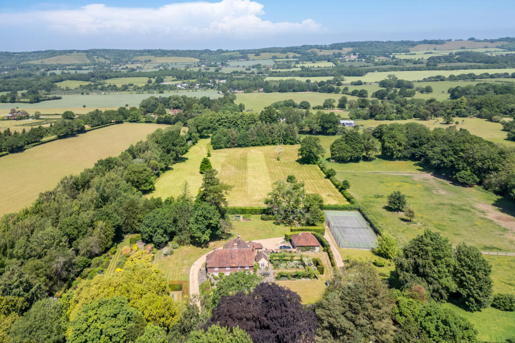 Main image of property: Seal Chart, Sevenoaks, TN15