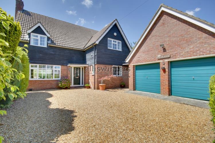 4-bed detached on Ramsey Road, Kings Ripton, £585,000