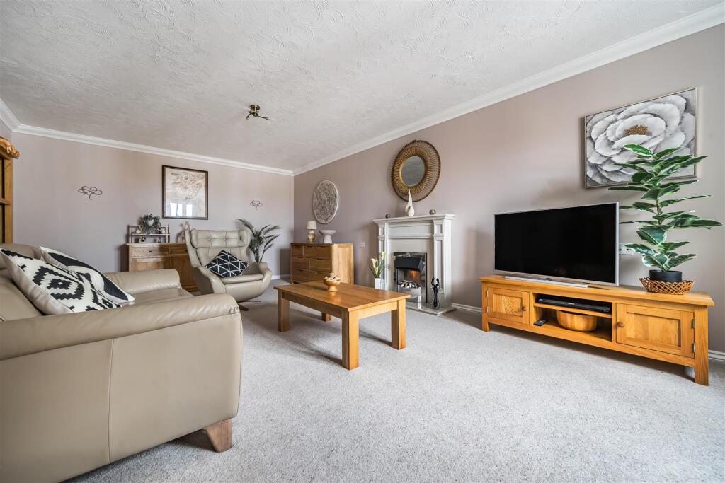 Gerard Lodge, Bognor Regis, West Sussex photo 3