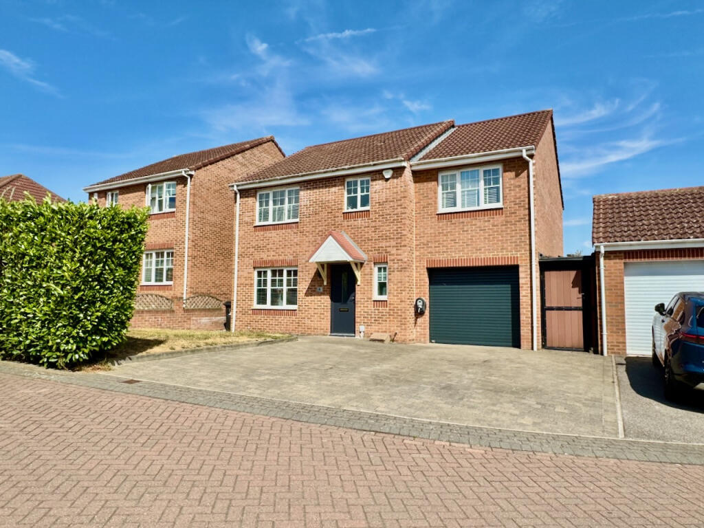 Main image of property: Hawks Cliff View, Dodworth, Barnsley, S75