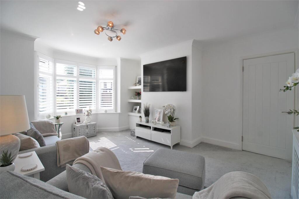 Apartment in Bournemouth - View 3