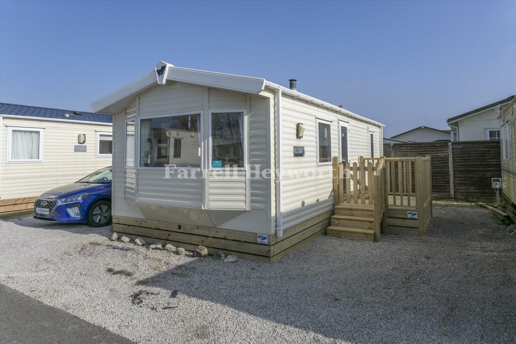 2-bed house on The Bungalow Site, Oxcliffe Road, Morecambe, £39,950