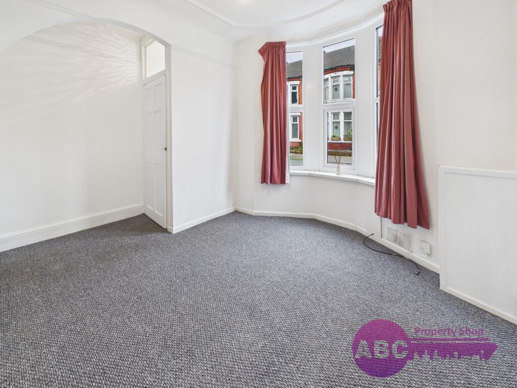 House in Wirral, Liverpool City Region - View 4