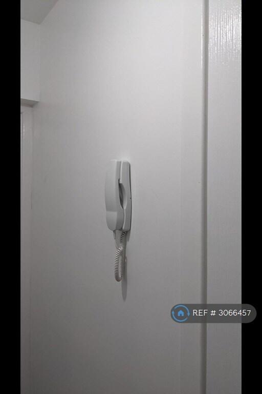 Apartment in Wolverhampton - View 5