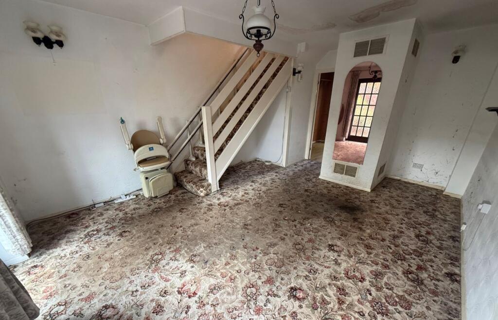3 The Drakes, Shoeburyness, Southend-on-Sea, Essex, SS3 9NY photo 3
