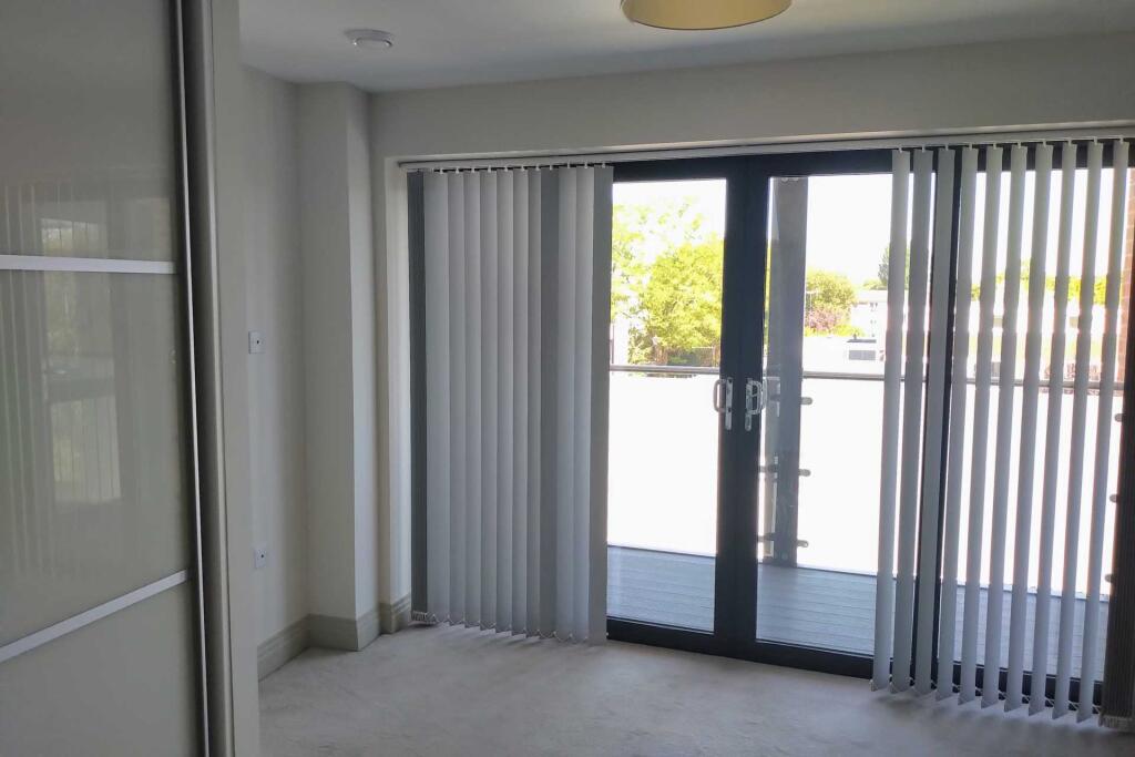 Apartment in Portsmouth - More