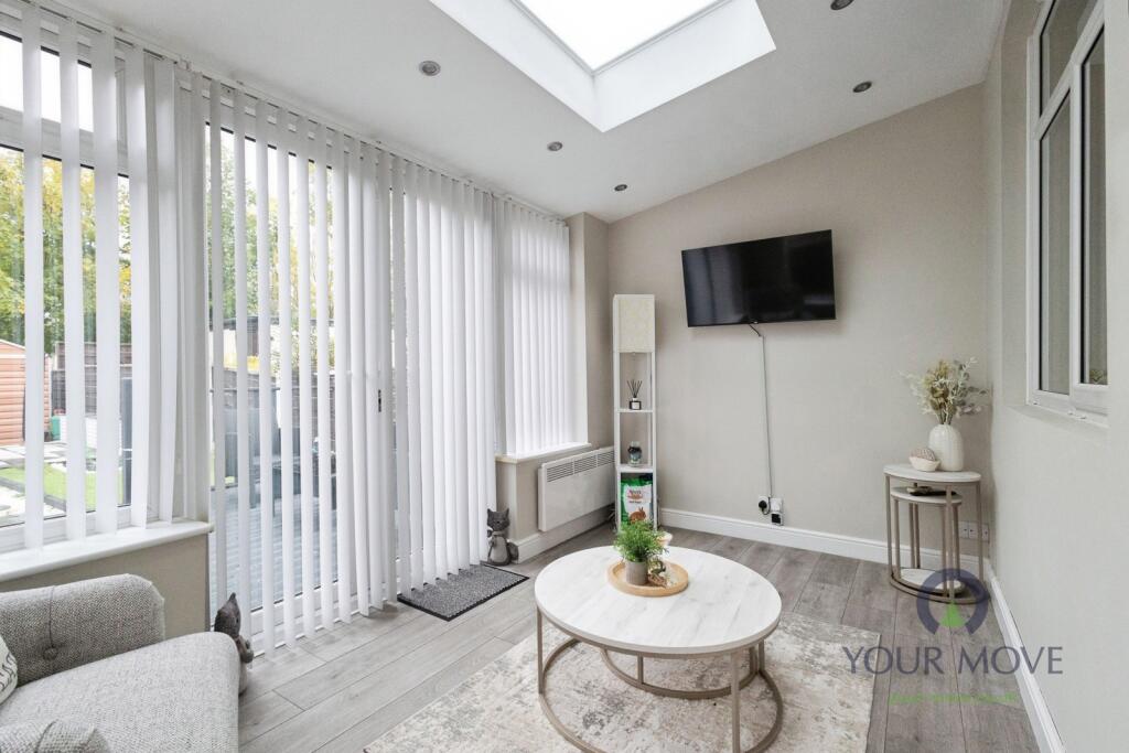 House in Oldham - View 5