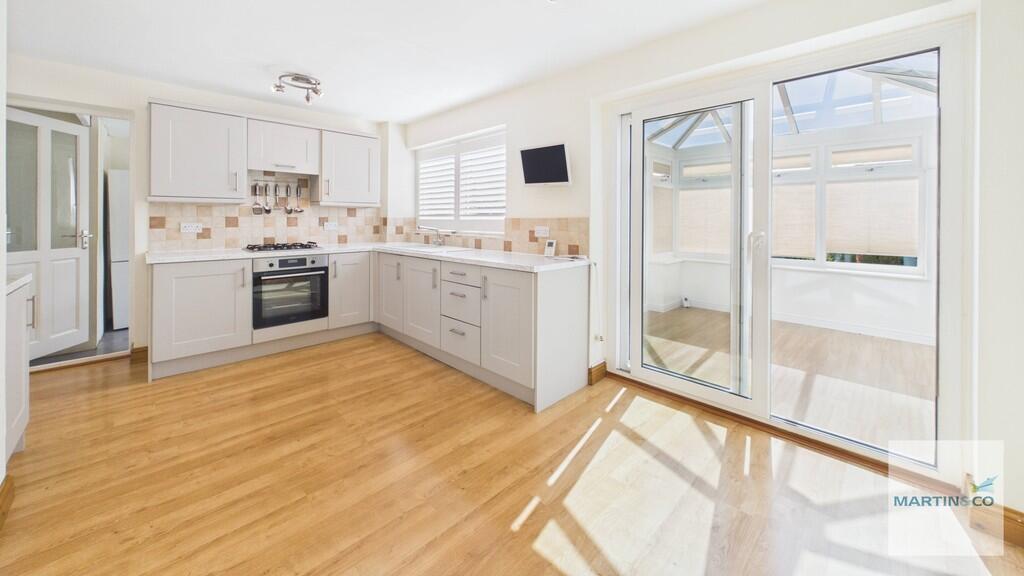 House in Tamworth, Staffordshire - View 3