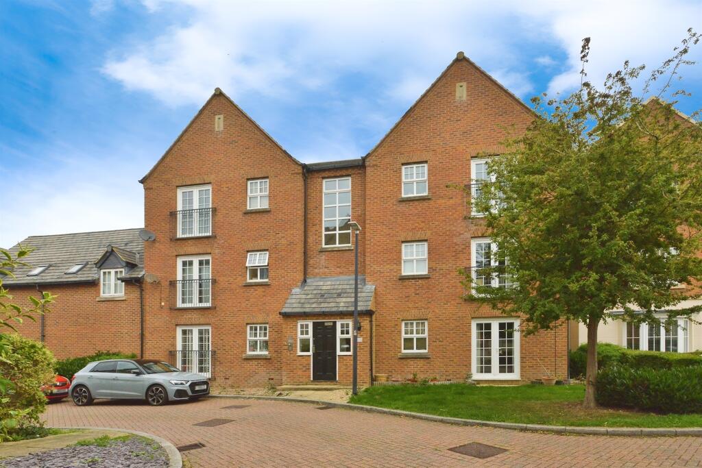 Main image of property: Merman Rise, Oxley Park, Milton Keynes