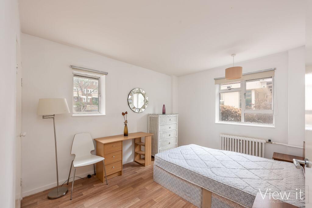 Apartment in London, Abbots Manor Estate, Pimlico - View 4