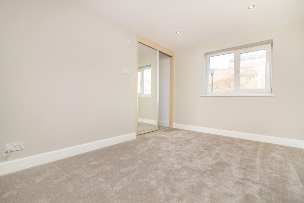 Apartment in North Tyneside, North East - More