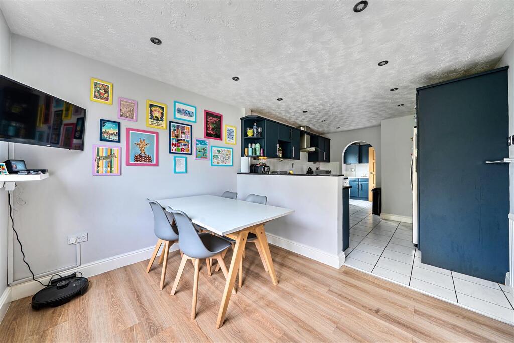 House in Charnwood, Leicestershire - More