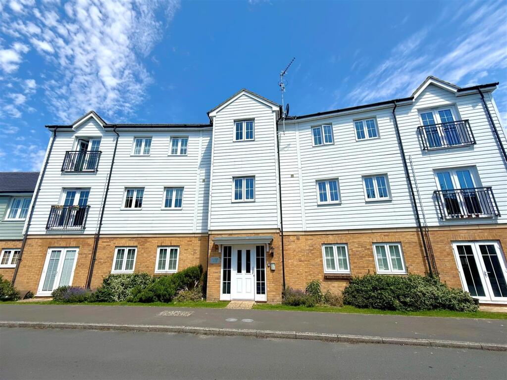 Main image of property: Lynn Crescent, Titchfield Common