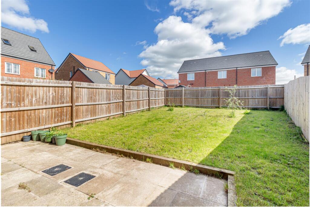 Far Field, Whittington, Worcester - Näkymä 4