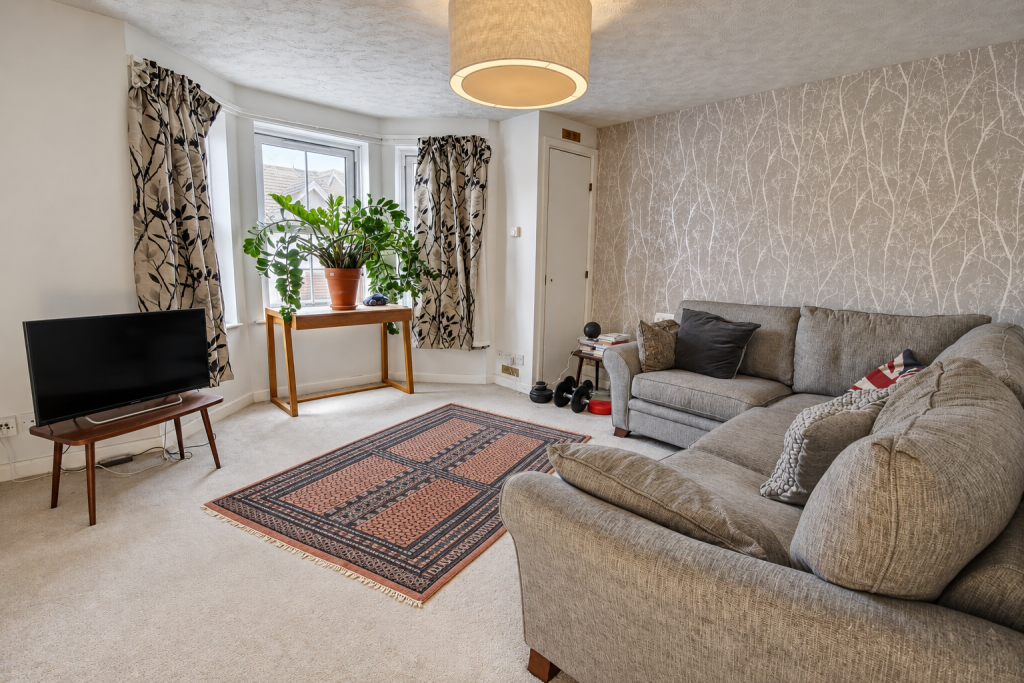 Apartment in Tonbridge - View 4