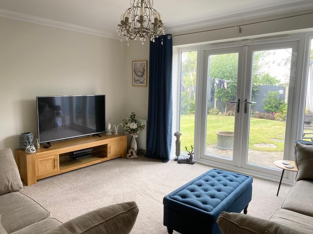 House in Doncaster, Barnby Dun with Kirk Sandall - View 3