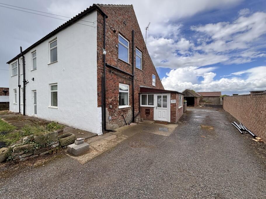 Main image of property: Sandhutton, Thirsk