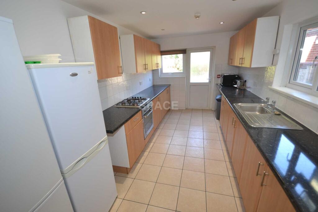 Main image of property: Grange Avenue, Earley, Reading, Berkshire, RG6 1DL
