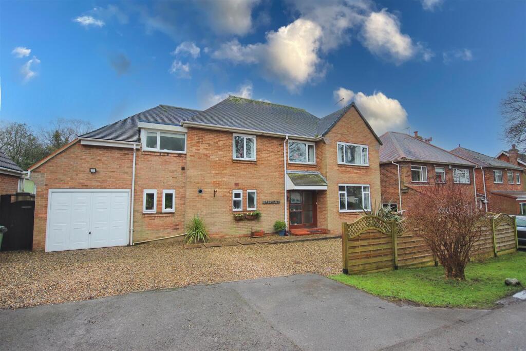 Main image of property: Springbank Avenue, Hornsea