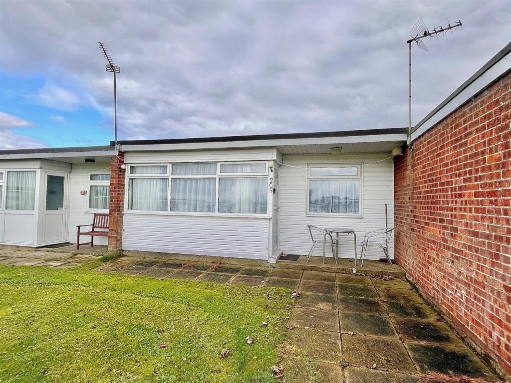 2-bed other on 169 Bermuda Holiday Park, £28,000