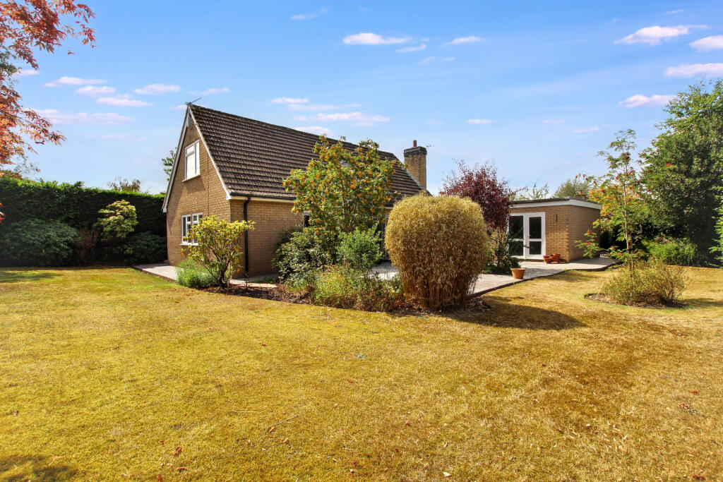 House in Crewe - View 2